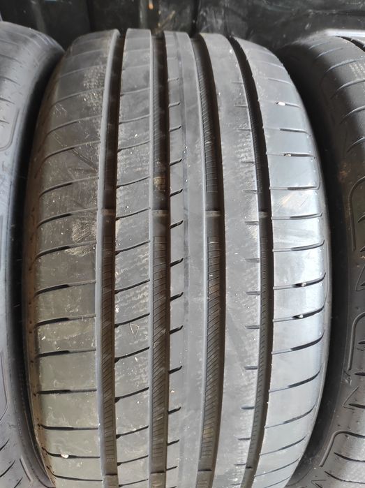 255/40/18 225/45/18 Goodyear