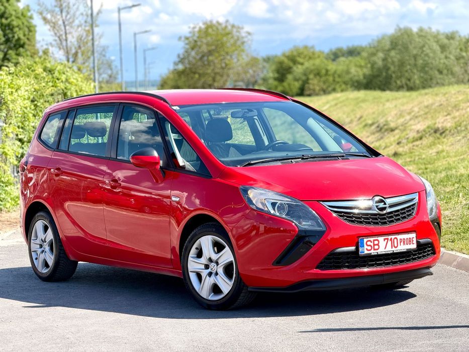 Opel Zafira 7 locuri / Euro 6 / Stare Excelenta / Istoric la zi