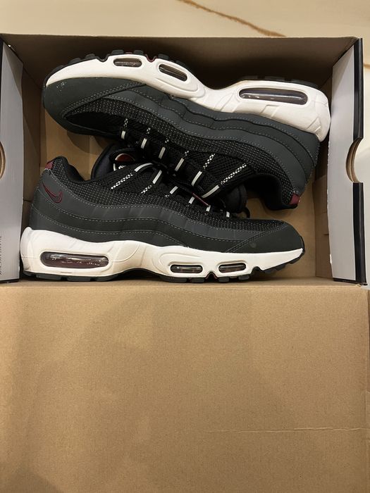 Nike Air Max 95 номер 44 / 10 US
