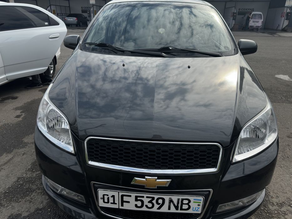 Nexia 3 автомат 4 сотилади