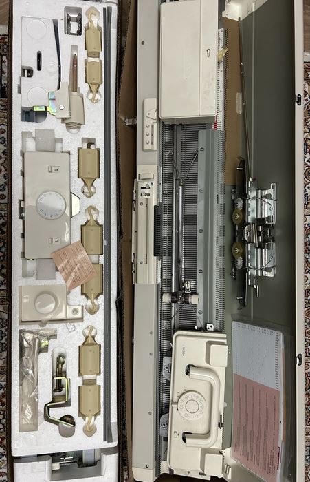 Вязальная машина Silver reed SK