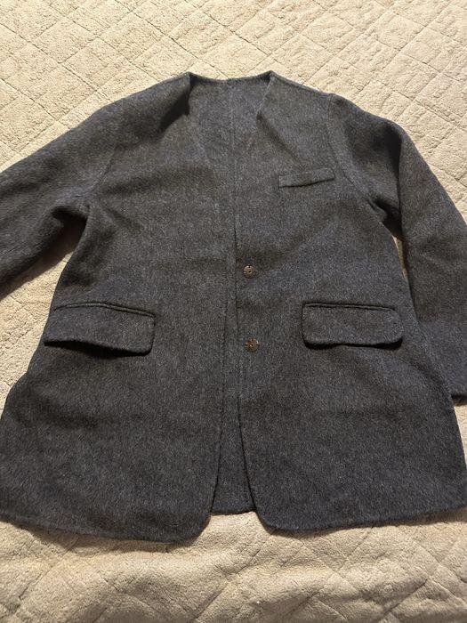 Продам женские куртки