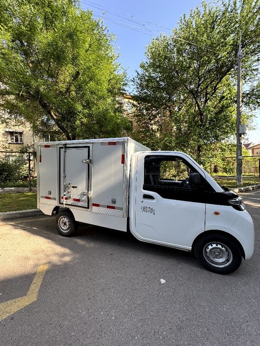 Электромобиль фургон