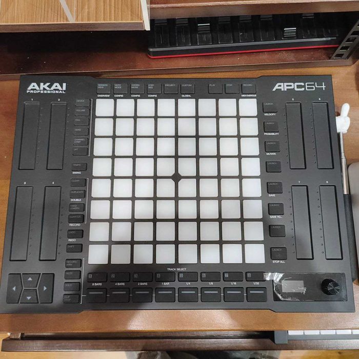 Akai Professional APC64