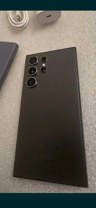 Samsung galaxy S24 ultra 12/256