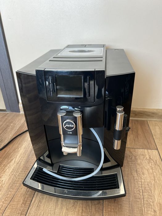 Jura e 80 кафемашина