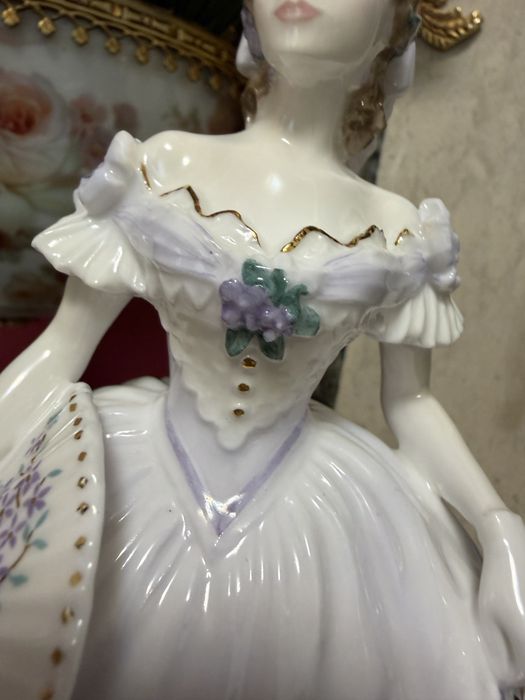 Порцеланова фигурка  Royal Worcester