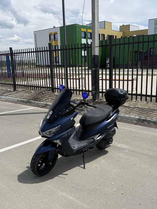 Макси мопед скутер 175cc