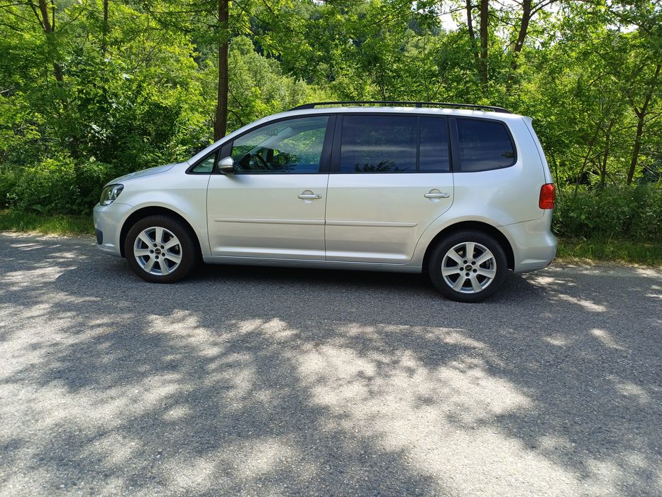 VOLKSWAGEN Touran 2013 — imagine 2