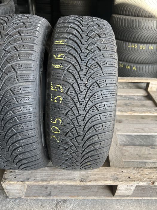 2 anvelope de iarna 205/55/16 Goodyear!