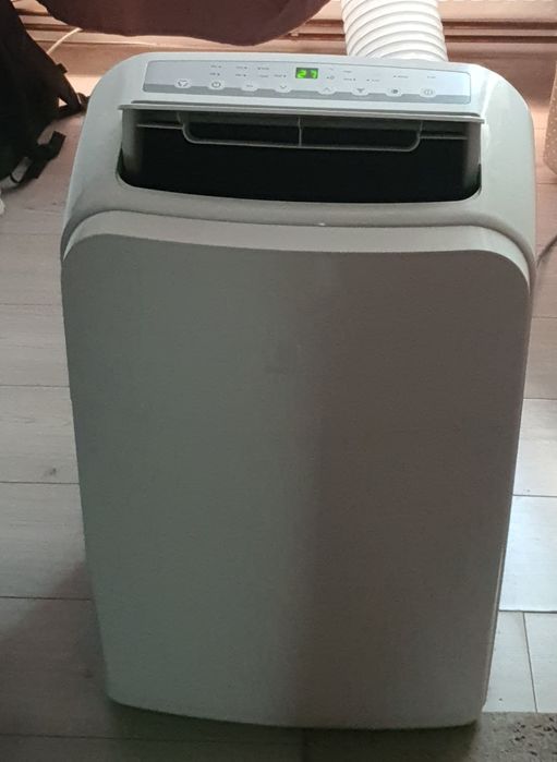 Aer condiționat portabil Electrolux, dezumidificator, încălzire