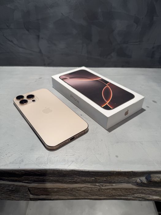 КАТО ЧИСТО НОВ Iphone 16 Pro Max, 92% батерия