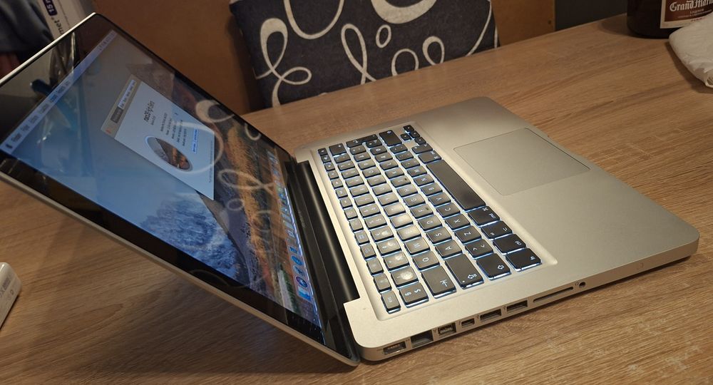 Laptop Apple MacBook Pro 13” (Mid 2012) + încărcător original