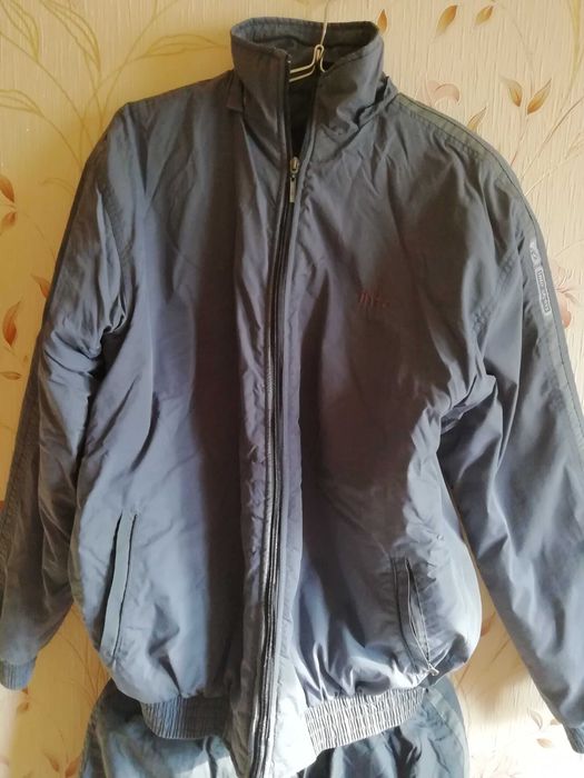 Зимний лыжный костюм