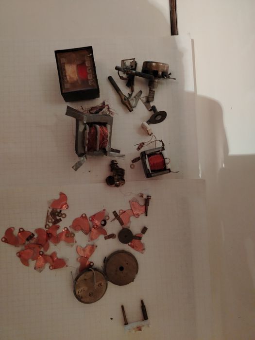 Медь из радиоприёмника, громкоговорителя, зарядочного устройства