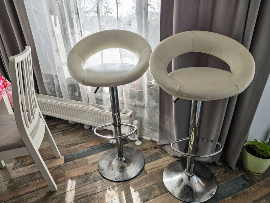 Бар столове втора употреба