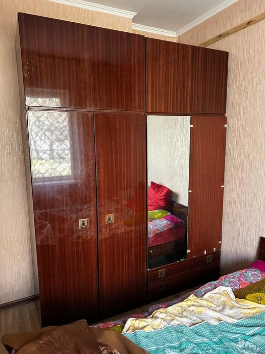 Спальний гарнитур