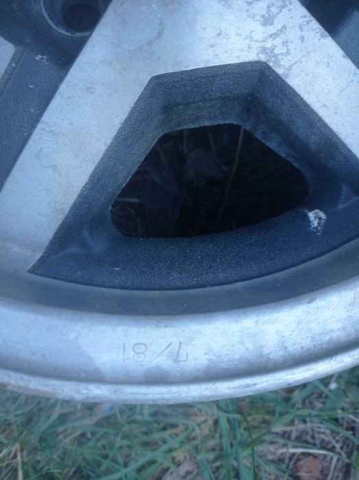 Алуминиева джанта за Мазда- 1 брой R13 цола