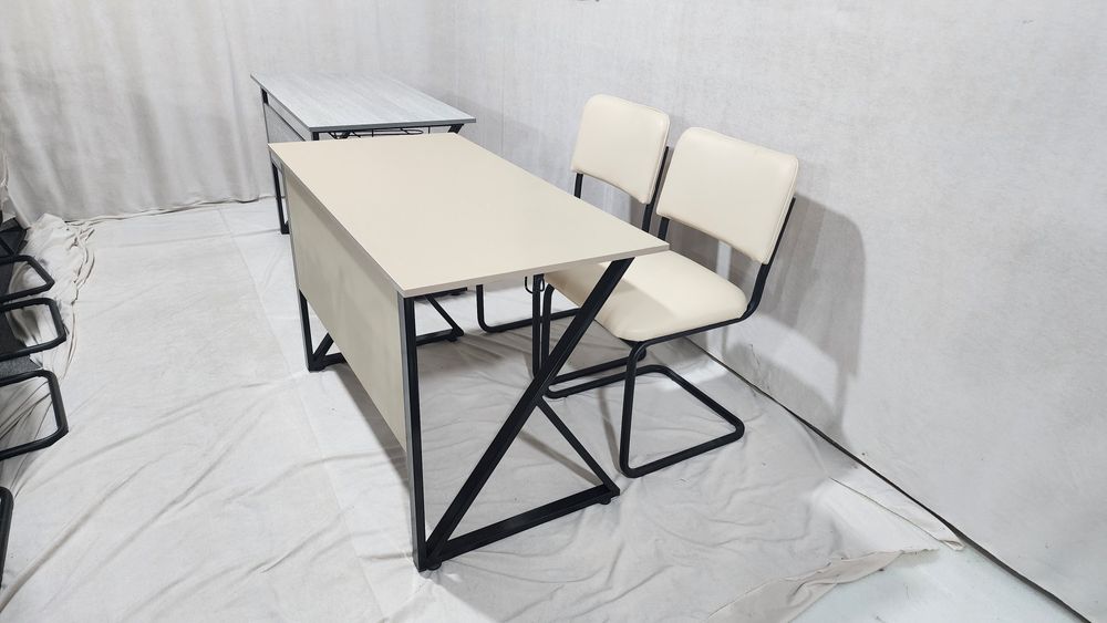 Partalar,Turon stularl va Loft stollar