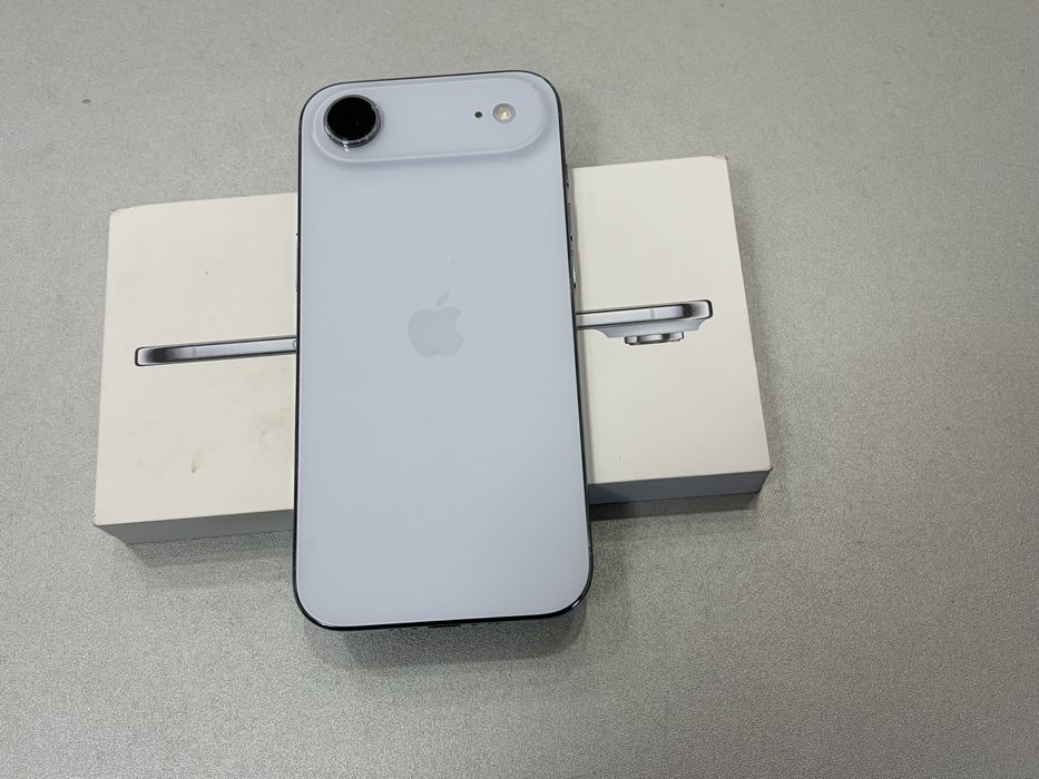 Iphone 17 Air, 256 gb, Blue, la cutie