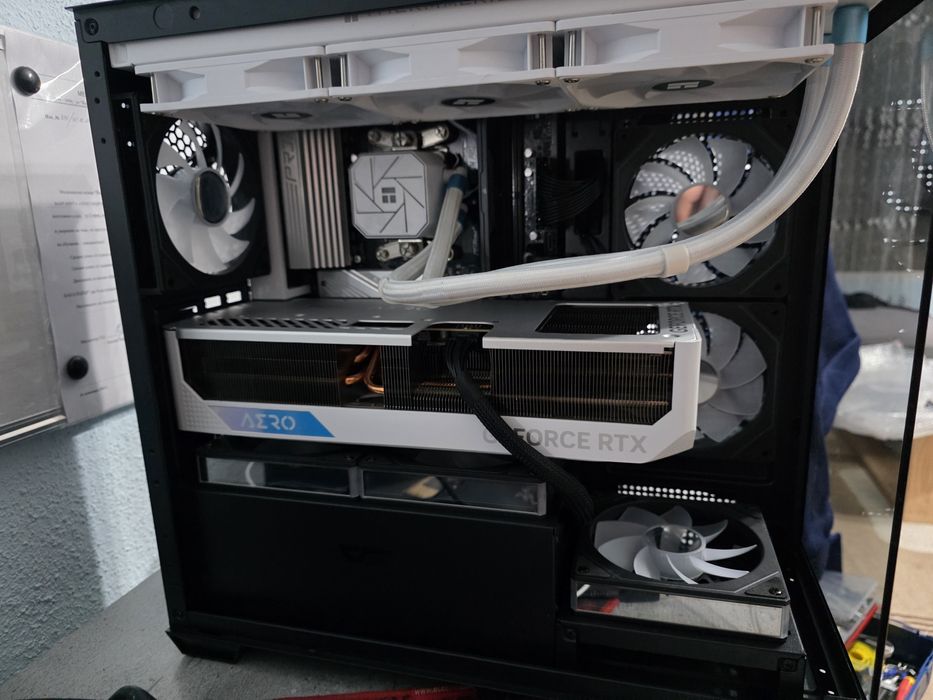 Gigabyte nVidia RTX4080 SUPER AERO OC 16GB