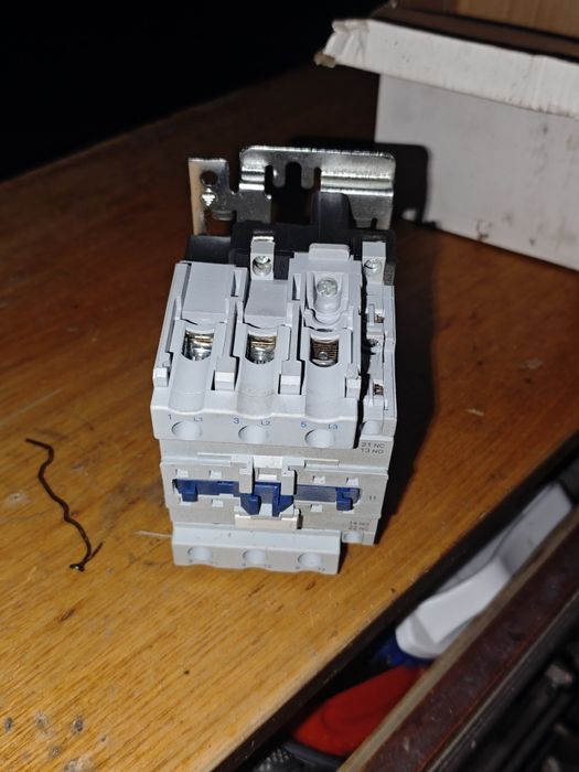 Продам контакторы российского производства