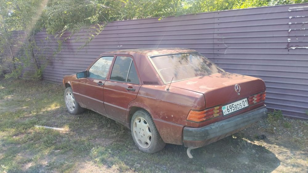 Продам мерс , на ходу