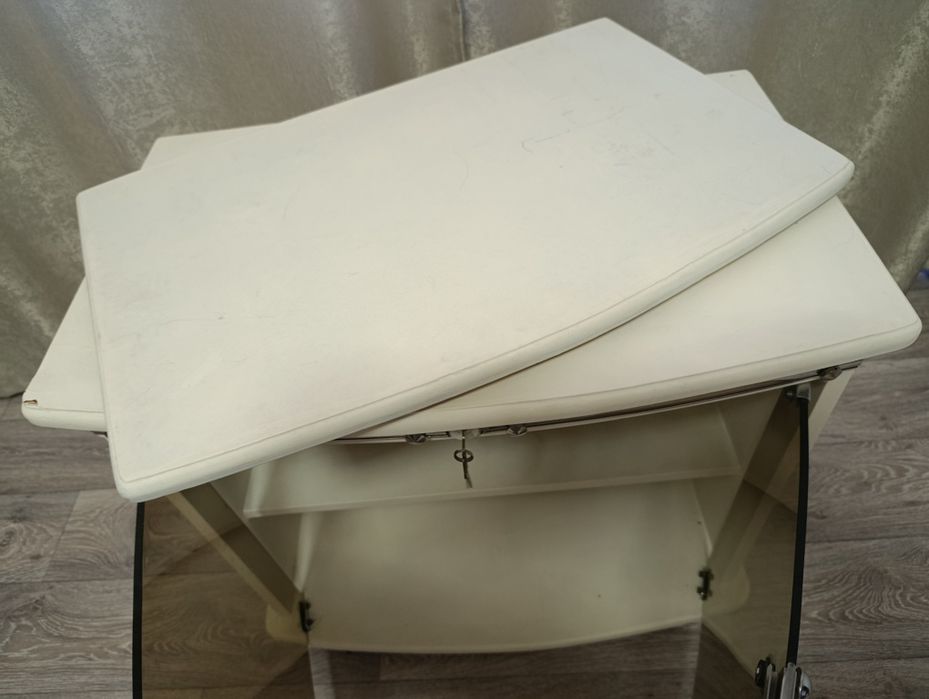 Тумбочка + пуфик