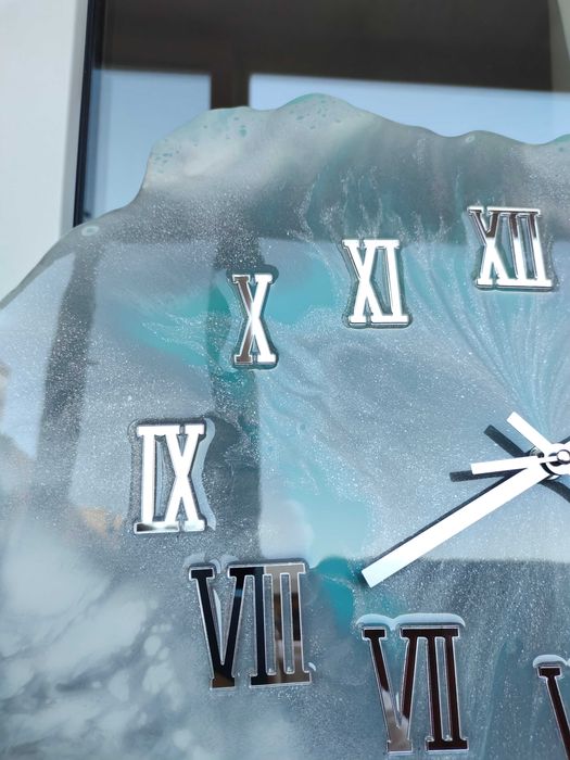 Интерьерные настенные часы