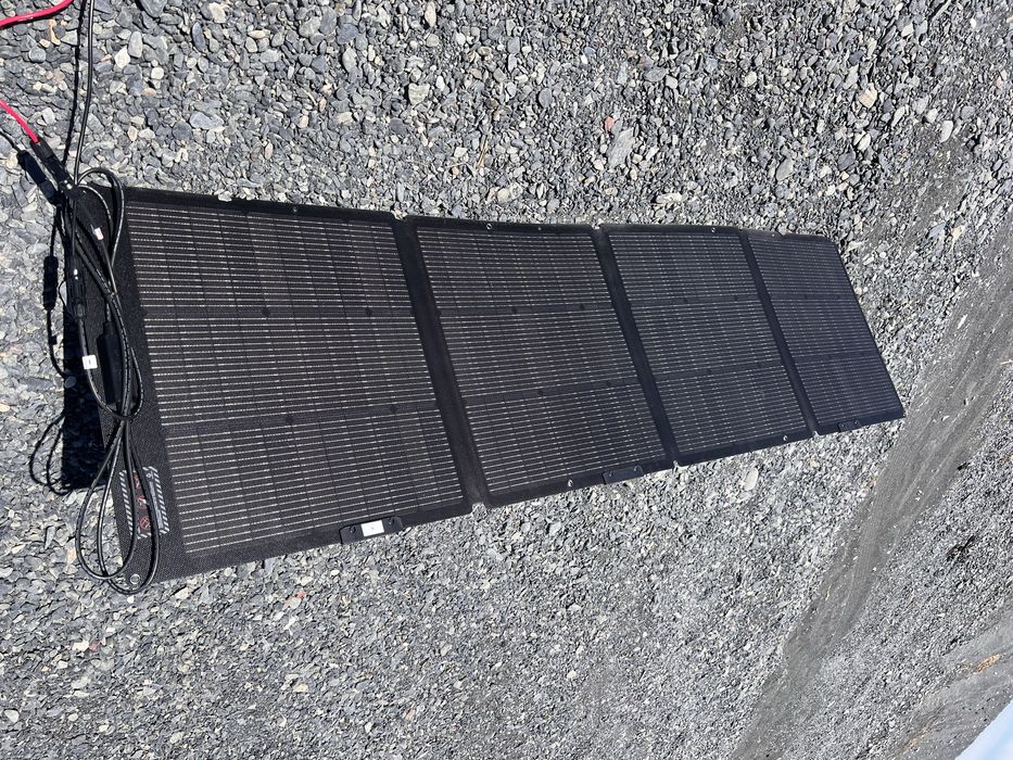 Продам Солнечную панель Ecoflow 220w