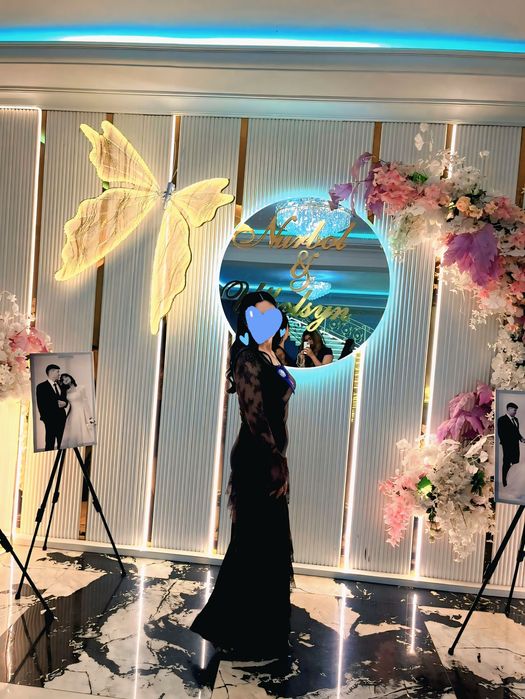 Платья бу продам