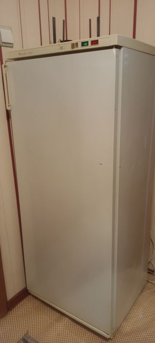 Продается морозильник