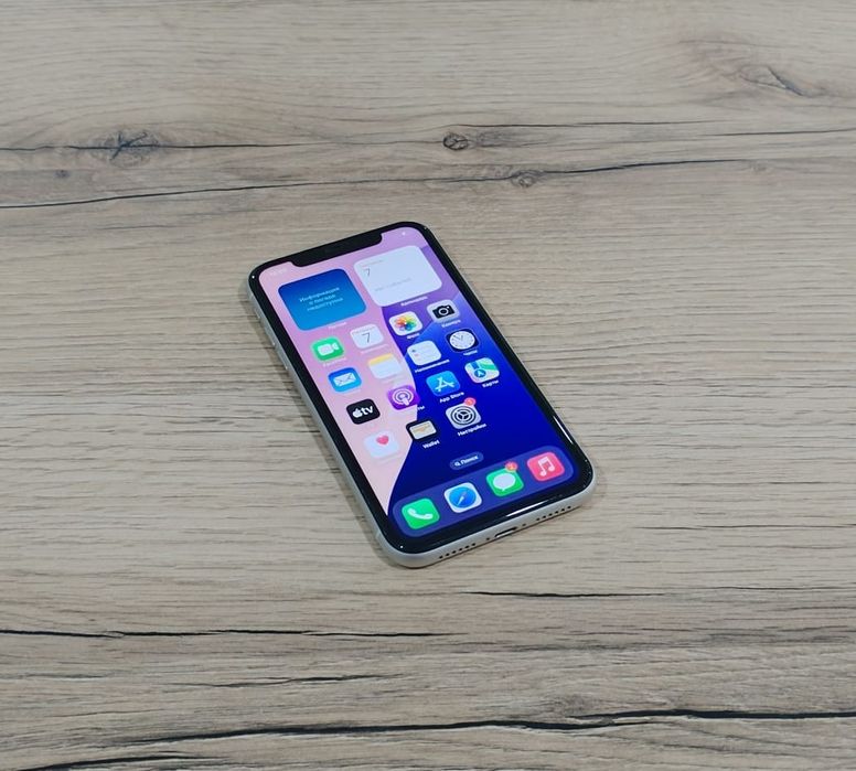 IPHONE 11  128 Gb Гарантия