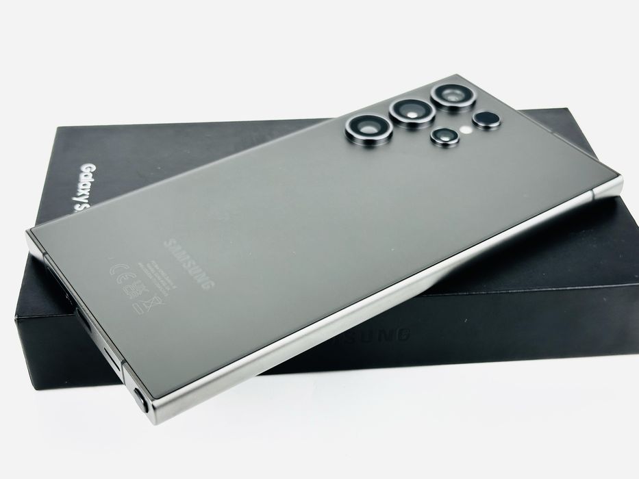 Samsung Galaxy S24 Ultra 5G 256GB 12RAM Black Перфектен! Гаранция!