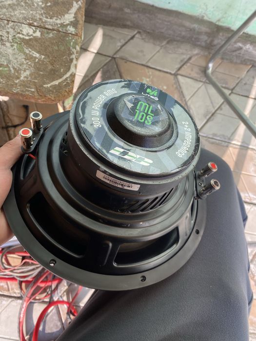 Савбуфер с усилителем и эстрадка