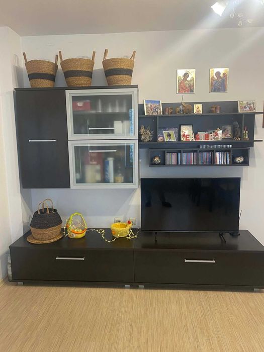 Мебели за хол и трапезария