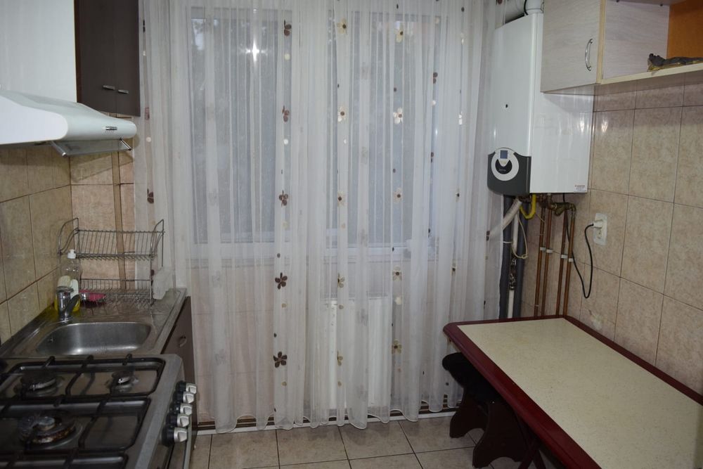 Închiriere apartament .