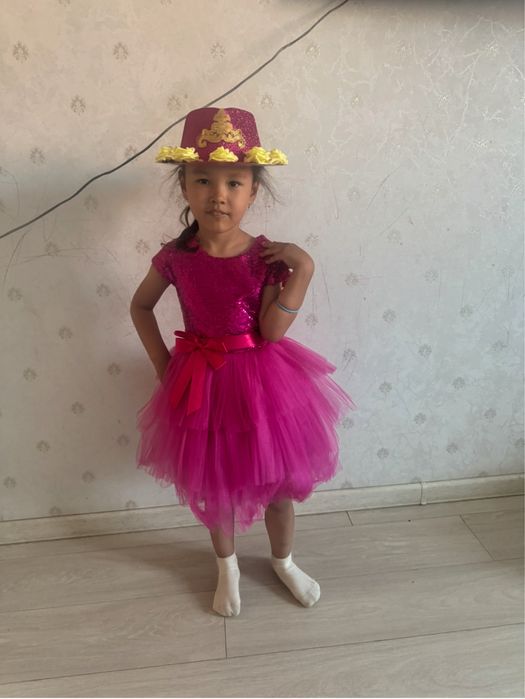 Продам детские платья