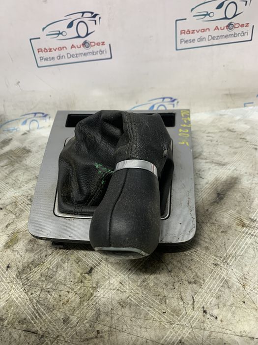 nuca schimbator 5+1 trepte  skoda octavia 3 1.6 motorina 2015