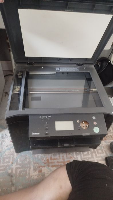 Принтер cenon робтает