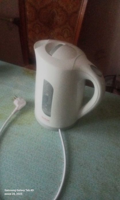 Электрочайник новый