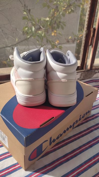 Дамски високи маратонки Champion