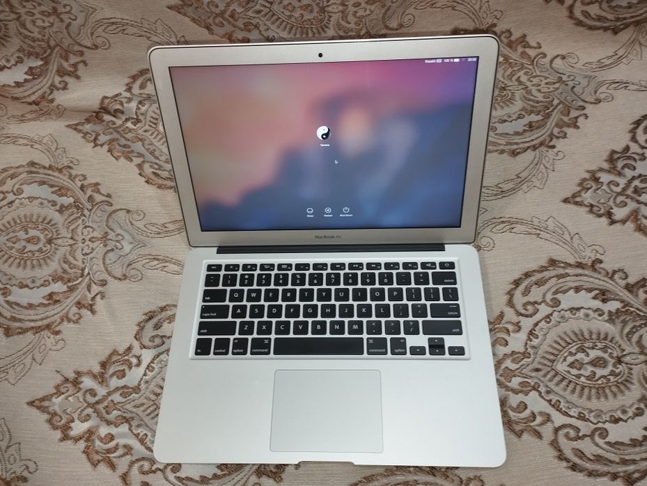Продам MacBook Air 13 дюймов