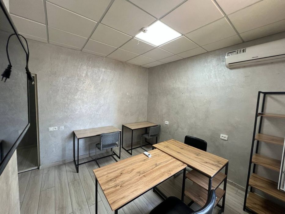 Аренда под офис с мебелью и техникой Бодомзор, БЦ