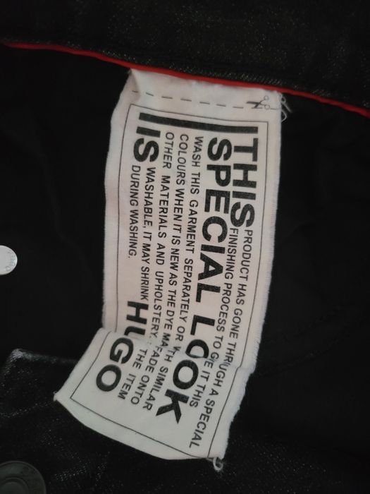 Blugi noi cu eticheta Hugo Boss marimea 32 da merg la S