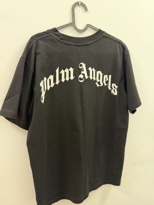 Tricou Palm Angles