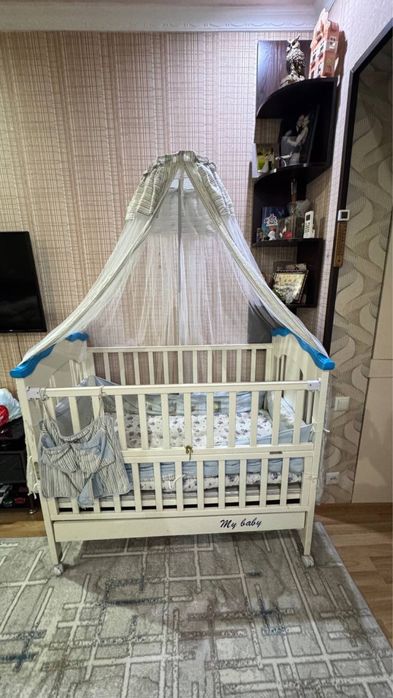 Продается детская кроватка.