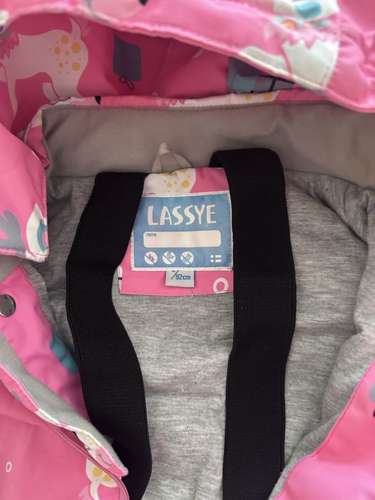 Продам комбинезон для девочки