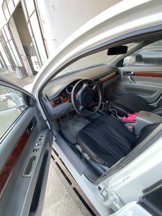 Moshina idiyal holada