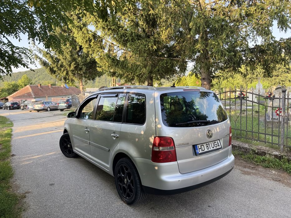 VOLKSWAGEN Touran 2006 — imagine 3
